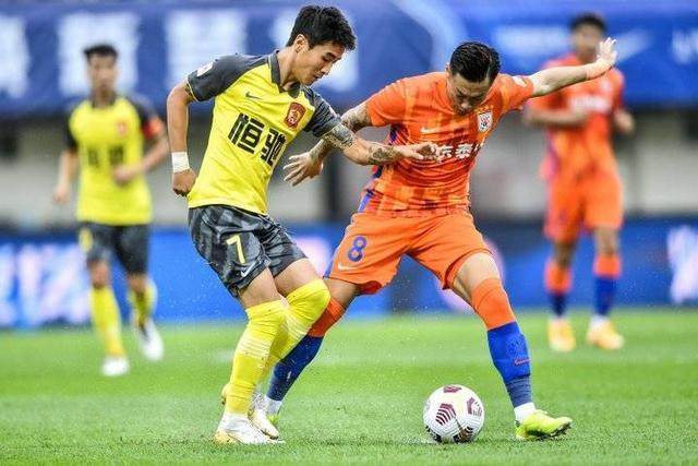 开云真人游戏-【中超】费莱尼绝杀莱昂纳多失良机 山东1比0广州队